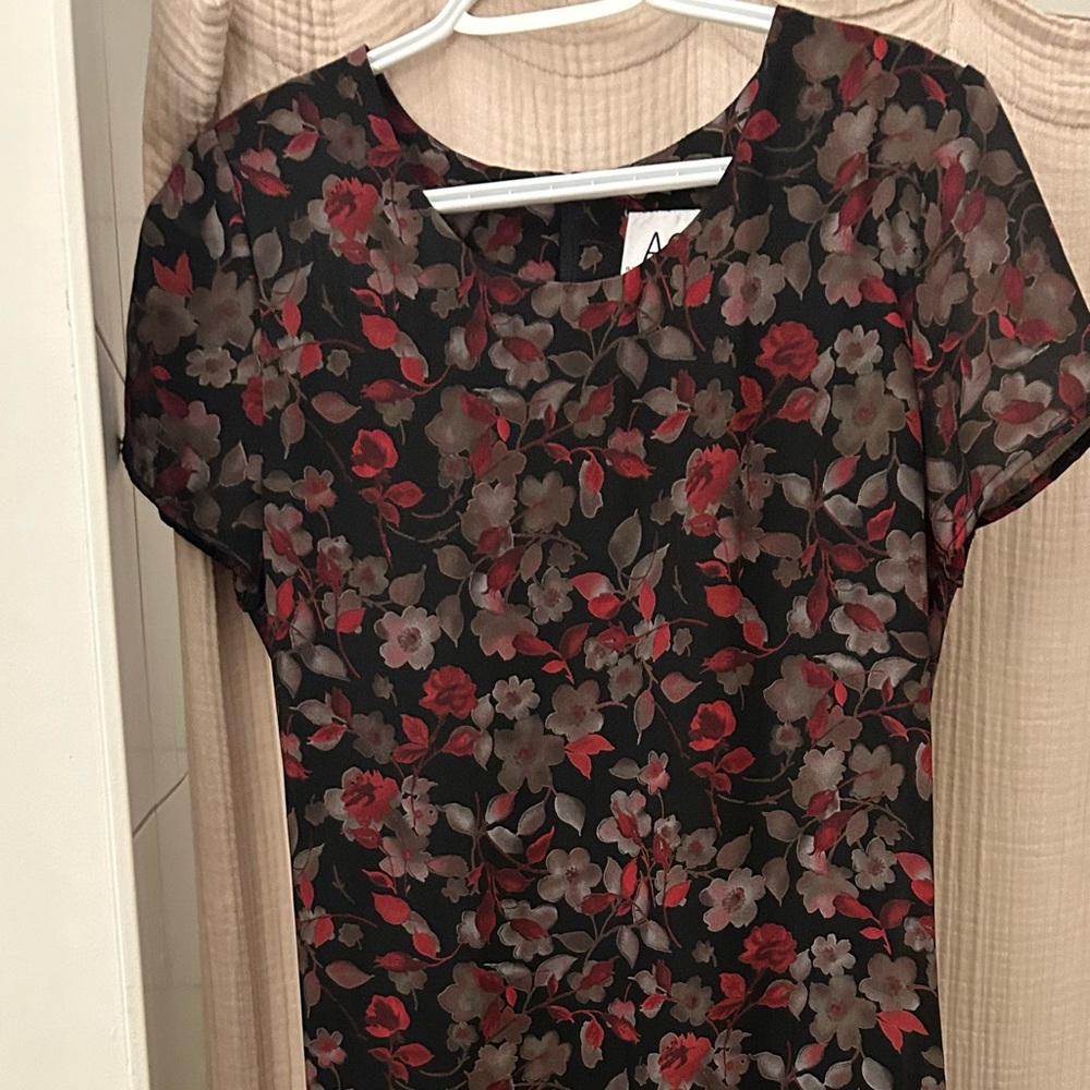 Beautiful red flower maxi dress